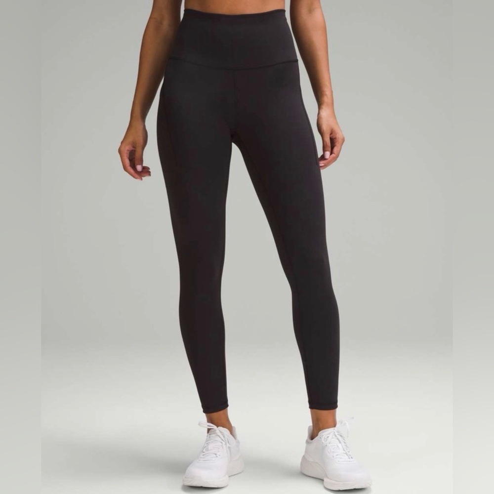 Lululemon sz 6 Wunder Under High-Rise Tight w/ pockets Black Legging great cond